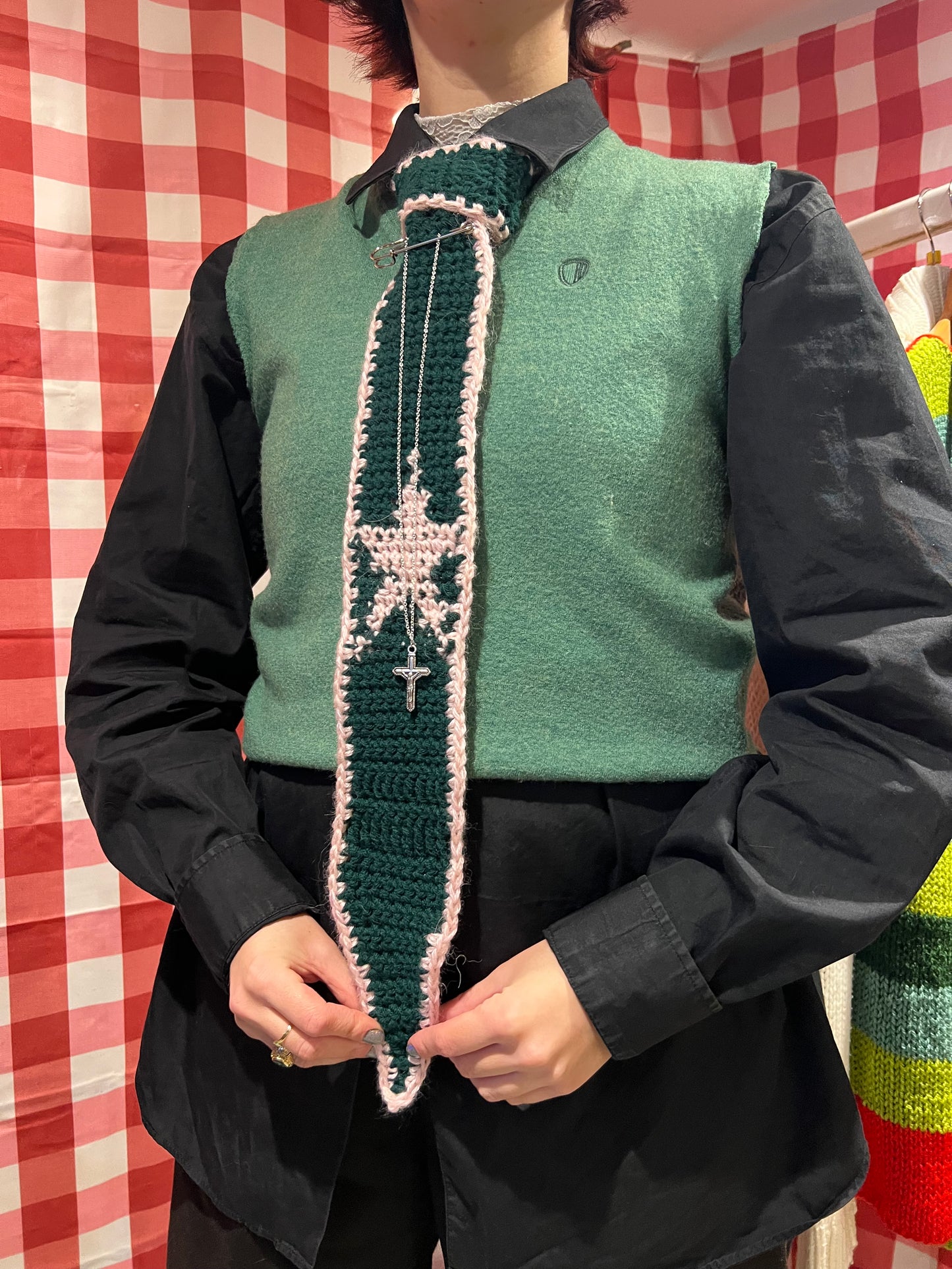 Crochet tie
