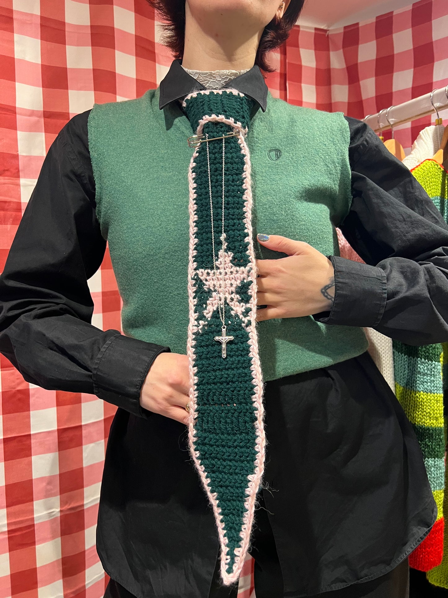Crochet tie